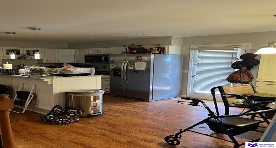 Hill Street, Vine Grove, Kentucky 40160, ,3 BathroomsBathrooms,For Sale,Hill Street,HK24003182