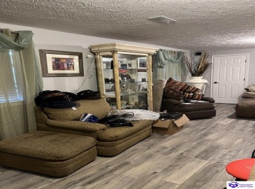 Hill Street, Vine Grove, Kentucky 40160, ,3 BathroomsBathrooms,For Sale,Hill Street,HK24003182 Hill Street, Vine Grove, Kentucky 40160, ,3 BathroomsBathrooms,For Sale,Hill Street,HK24003182