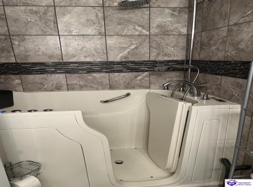 Hill Street, Vine Grove, Kentucky 40160, ,3 BathroomsBathrooms,For Sale,Hill Street,HK24003182 Hill Street, Vine Grove, Kentucky 40160, ,3 BathroomsBathrooms,For Sale,Hill Street,HK24003182