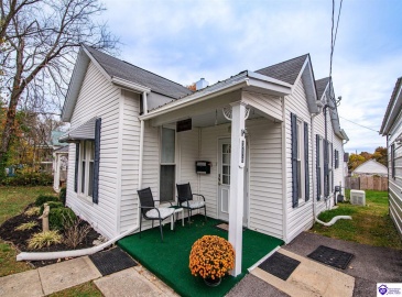 High Street, Vine Grove, Kentucky 40175, ,2 BathroomsBathrooms,For Sale,High Street,HK24004111 High Street, Vine Grove, Kentucky 40175, ,2 BathroomsBathrooms,For Sale,High Street,HK24004111