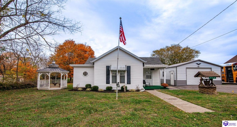 High Street, Vine Grove, Kentucky 40175, ,2 BathroomsBathrooms,For Sale,High Street,HK24004111