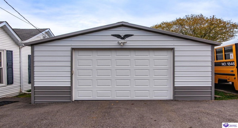 High Street, Vine Grove, Kentucky 40175, ,2 BathroomsBathrooms,For Sale,High Street,HK24004111