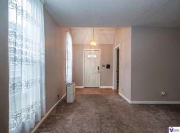 High Street, Vine Grove, Kentucky 40175, ,2 BathroomsBathrooms,For Sale,High Street,HK24004111 High Street, Vine Grove, Kentucky 40175, ,2 BathroomsBathrooms,For Sale,High Street,HK24004111