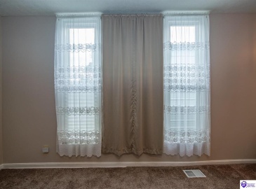 High Street, Vine Grove, Kentucky 40175, ,2 BathroomsBathrooms,For Sale,High Street,HK24004111 High Street, Vine Grove, Kentucky 40175, ,2 BathroomsBathrooms,For Sale,High Street,HK24004111