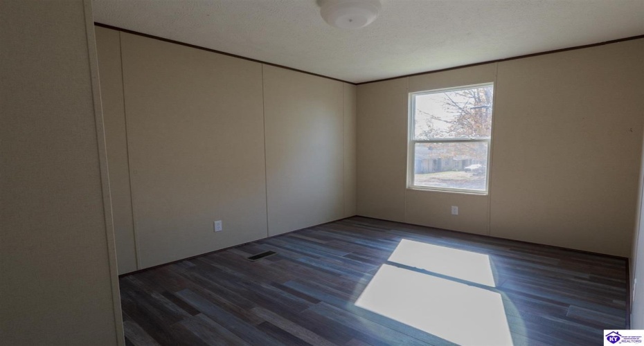 Riggs Street, Upton, Kentucky 42784, ,2 BathroomsBathrooms,For Sale,Riggs Street,HK24004117