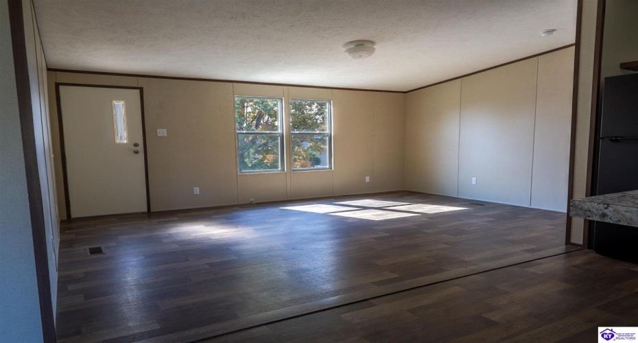 Riggs Street, Upton, Kentucky 42784, ,2 BathroomsBathrooms,For Sale,Riggs Street,HK24004117