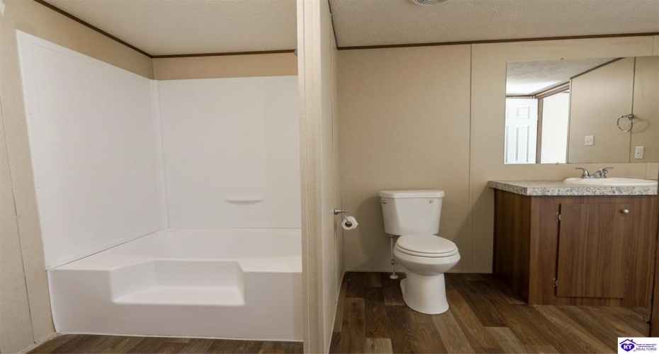 Riggs Street, Upton, Kentucky 42784, ,2 BathroomsBathrooms,For Sale,Riggs Street,HK24004117