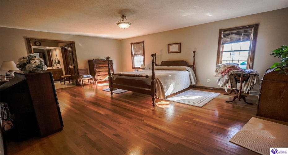 Carter Brothers Road, Hodgenville, Kentucky 42748, ,3 BathroomsBathrooms,For Sale,Carter Brothers Road,HK24004120