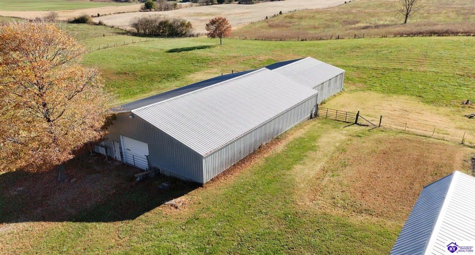 Carter Brothers Road, Hodgenville, Kentucky 42748, ,3 BathroomsBathrooms,For Sale,Carter Brothers Road,HK24004120