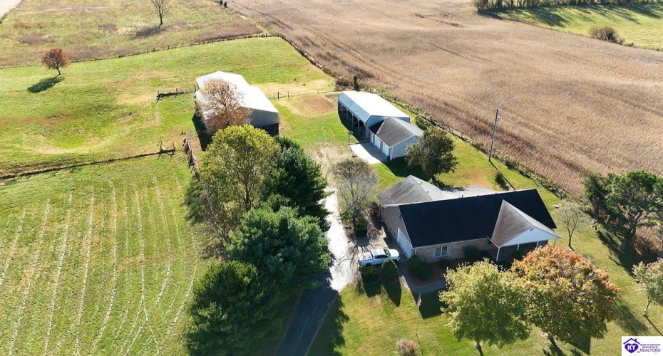 Carter Brothers Road, Hodgenville, Kentucky 42748, ,3 BathroomsBathrooms,For Sale,Carter Brothers Road,HK24004120