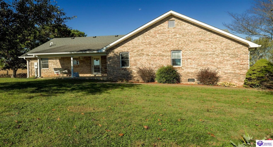 Carter Brothers Road, Hodgenville, Kentucky 42748, ,3 BathroomsBathrooms,For Sale,Carter Brothers Road,HK24004120