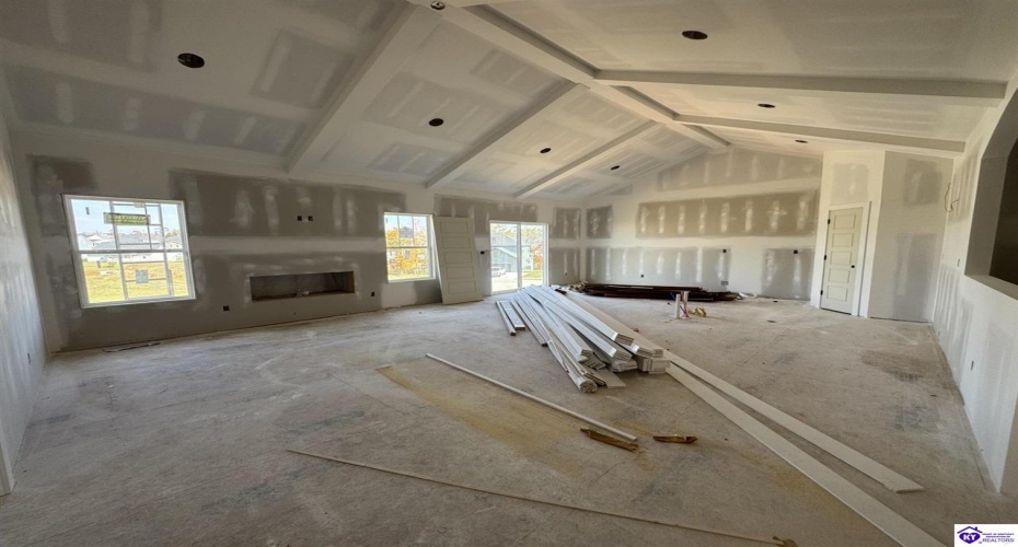 Ashwood Avenue, Elizabethtown, Kentucky 42701, ,4 BathroomsBathrooms,For Sale,Ashwood Avenue,HK24004122