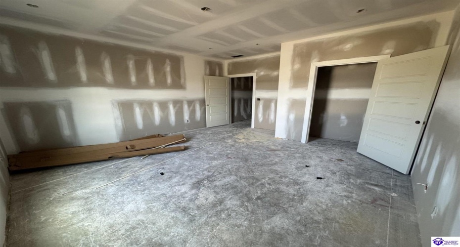 Ashwood Avenue, Elizabethtown, Kentucky 42701, ,4 BathroomsBathrooms,For Sale,Ashwood Avenue,HK24004122