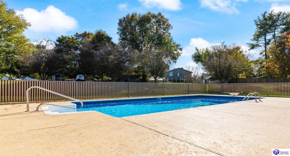 Maple Street, Elizabethtown, Kentucky 42701, ,5 BathroomsBathrooms,For Sale,Maple Street,HK24004123 Maple Street, Elizabethtown, Kentucky 42701, ,5 BathroomsBathrooms,For Sale,Maple Street,HK24004123