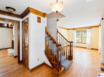 Maple Street, Elizabethtown, Kentucky 42701, ,5 BathroomsBathrooms,For Sale,Maple Street,HK24004123