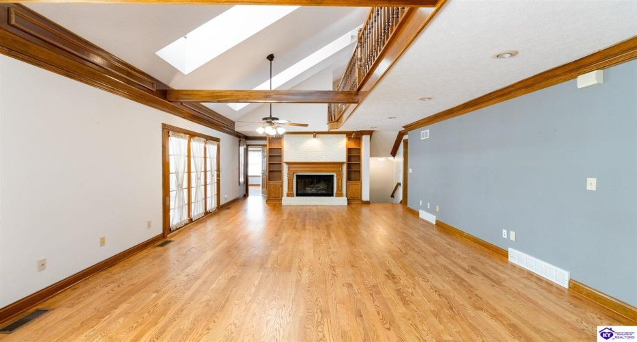 Maple Street, Elizabethtown, Kentucky 42701, ,5 BathroomsBathrooms,For Sale,Maple Street,HK24004123 Maple Street, Elizabethtown, Kentucky 42701, ,5 BathroomsBathrooms,For Sale,Maple Street,HK24004123