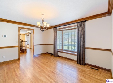 Maple Street, Elizabethtown, Kentucky 42701, ,5 BathroomsBathrooms,For Sale,Maple Street,HK24004123