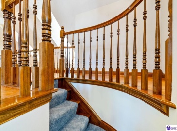 Maple Street, Elizabethtown, Kentucky 42701, ,5 BathroomsBathrooms,For Sale,Maple Street,HK24004123