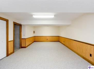 Maple Street, Elizabethtown, Kentucky 42701, ,5 BathroomsBathrooms,For Sale,Maple Street,HK24004123