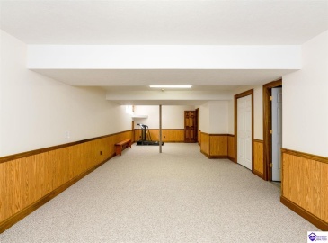 Maple Street, Elizabethtown, Kentucky 42701, ,5 BathroomsBathrooms,For Sale,Maple Street,HK24004123