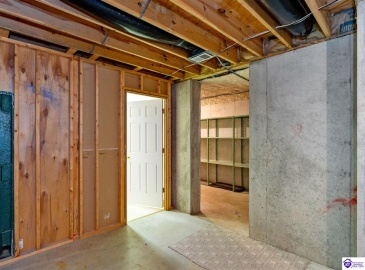 Maple Street, Elizabethtown, Kentucky 42701, ,5 BathroomsBathrooms,For Sale,Maple Street,HK24004123