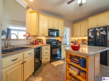 Levee Lane, Hodgenville, Kentucky 42748, ,4 BathroomsBathrooms,For Sale,Levee Lane,HK24004136