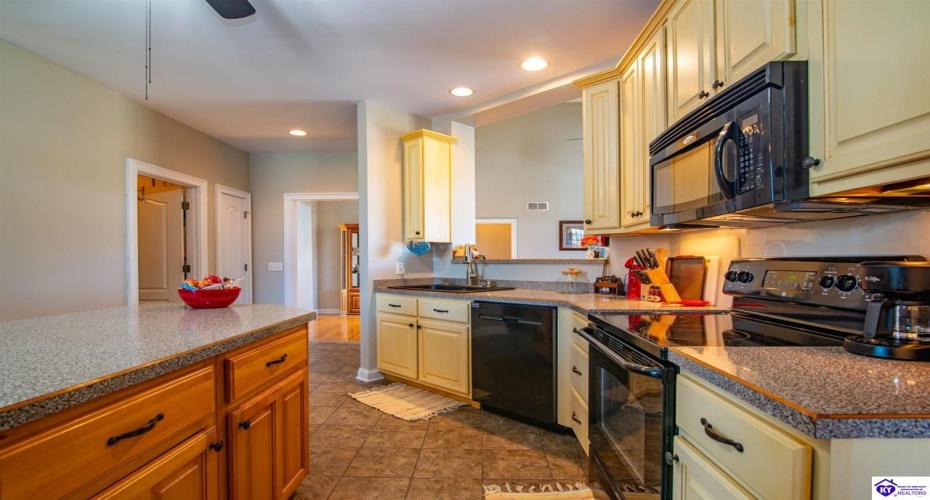 Levee Lane, Hodgenville, Kentucky 42748, ,4 BathroomsBathrooms,For Sale,Levee Lane,HK24004136 Levee Lane, Hodgenville, Kentucky 42748, ,4 BathroomsBathrooms,For Sale,Levee Lane,HK24004136