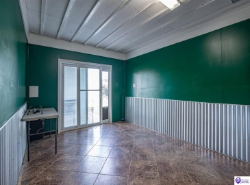 Levee Lane, Hodgenville, Kentucky 42748, ,4 BathroomsBathrooms,For Sale,Levee Lane,HK24004136