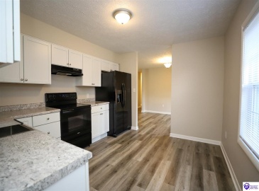 Barbara Circle, Elizabethtown, Kentucky 42701, ,3 BathroomsBathrooms,For Sale,Barbara Circle,HK24004138