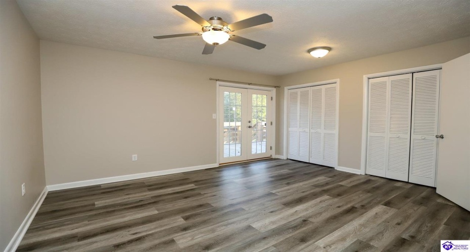 Barbara Circle, Elizabethtown, Kentucky 42701, ,3 BathroomsBathrooms,For Sale,Barbara Circle,HK24004138 Barbara Circle, Elizabethtown, Kentucky 42701, ,3 BathroomsBathrooms,For Sale,Barbara Circle,HK24004138