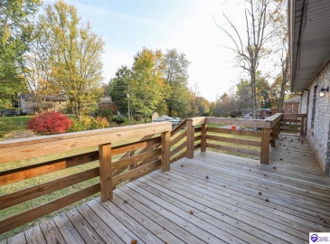 Barbara Circle, Elizabethtown, Kentucky 42701, ,3 BathroomsBathrooms,For Sale,Barbara Circle,HK24004138