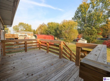 Barbara Circle, Elizabethtown, Kentucky 42701, ,3 BathroomsBathrooms,For Sale,Barbara Circle,HK24004138