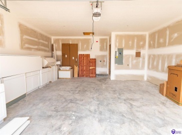 Gaston Circle, Elizabethtown, Kentucky 42701, ,3 BathroomsBathrooms,For Sale,Gaston Circle,HK24004148