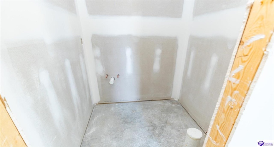 Gaston Circle, Elizabethtown, Kentucky 42701, ,3 BathroomsBathrooms,For Sale,Gaston Circle,HK24004148