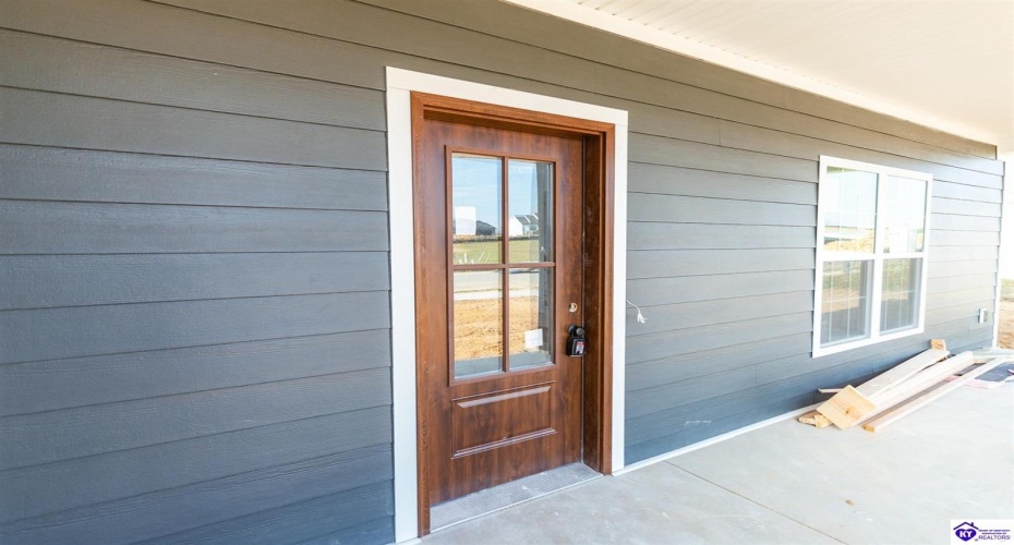 Gaston Circle, Elizabethtown, Kentucky 42701, ,3 BathroomsBathrooms,For Sale,Gaston Circle,HK24004148