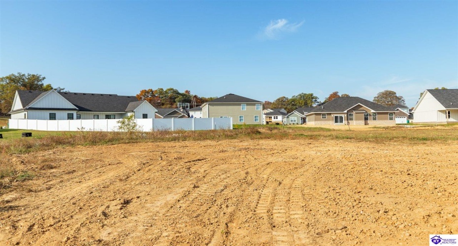 Gaston Circle, Elizabethtown, Kentucky 42701, ,3 BathroomsBathrooms,For Sale,Gaston Circle,HK24004148