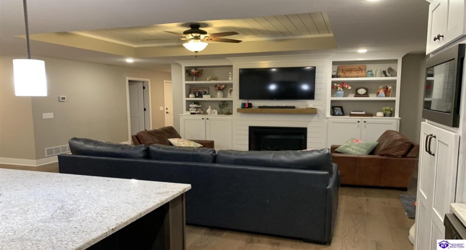 Clymene Road, Cecilia, Kentucky 42724, ,3 BathroomsBathrooms,For Sale,Clymene Road,HK24004151