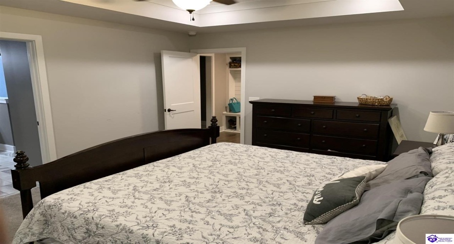 Clymene Road, Cecilia, Kentucky 42724, ,3 BathroomsBathrooms,For Sale,Clymene Road,HK24004151