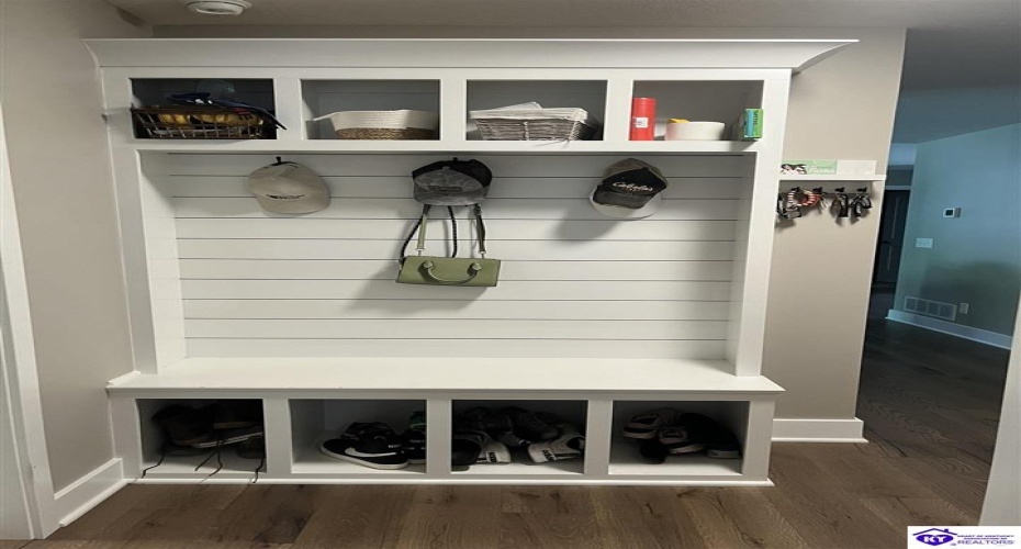 Clymene Road, Cecilia, Kentucky 42724, ,3 BathroomsBathrooms,For Sale,Clymene Road,HK24004151