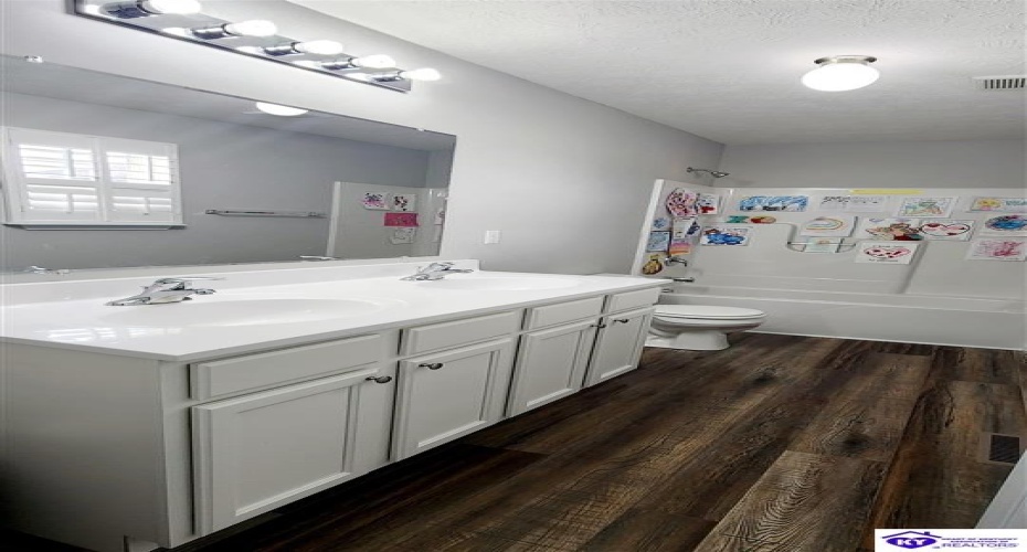 New Highland Church Road, Brandenburg, Kentucky 40108, ,2 BathroomsBathrooms,For Sale,New Highland Church Road,HK24003669