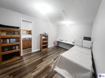 New Highland Church Road, Brandenburg, Kentucky 40108, ,2 BathroomsBathrooms,For Sale,New Highland Church Road,HK24003669