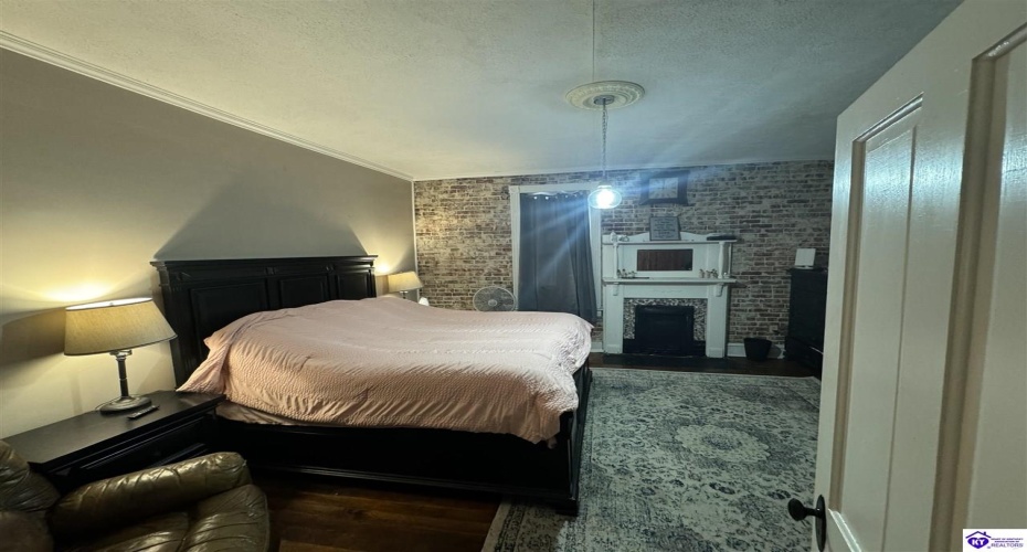 Main Street, Cloverport, Kentucky 40111, ,2 BathroomsBathrooms,For Sale,Main Street,HK24004154