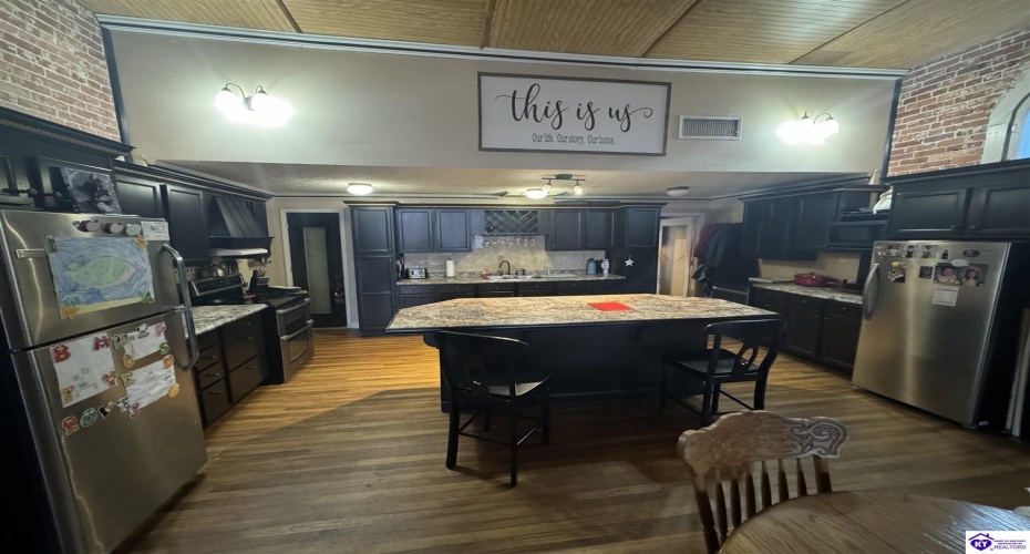 Main Street, Cloverport, Kentucky 40111, ,2 BathroomsBathrooms,For Sale,Main Street,HK24004154