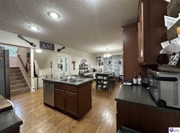 Red Wing Road, Brandenburg, Kentucky 40108, ,3 BathroomsBathrooms,For Sale,Red Wing Road,HK24003279