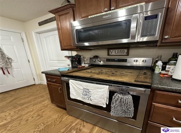 Red Wing Road, Brandenburg, Kentucky 40108, ,3 BathroomsBathrooms,For Sale,Red Wing Road,HK24003279