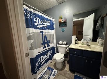 Red Wing Road, Brandenburg, Kentucky 40108, ,3 BathroomsBathrooms,For Sale,Red Wing Road,HK24003279