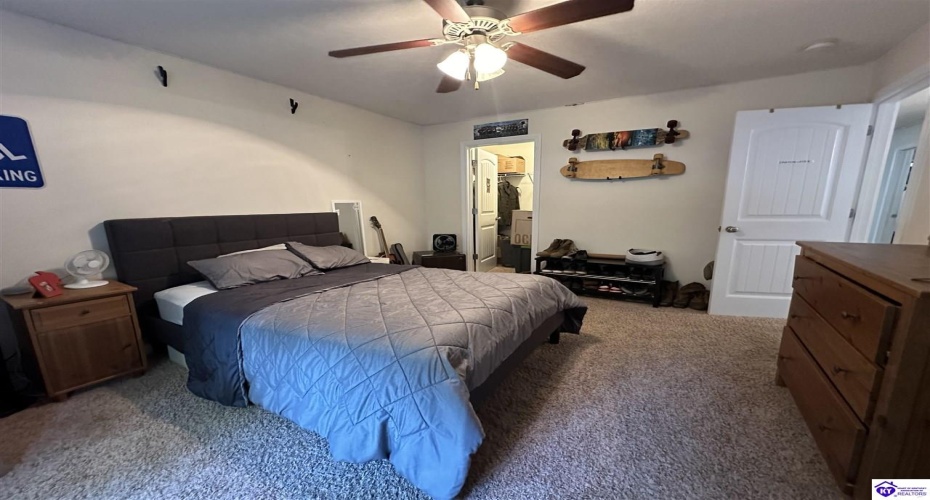 Red Wing Road, Brandenburg, Kentucky 40108, ,3 BathroomsBathrooms,For Sale,Red Wing Road,HK24003279