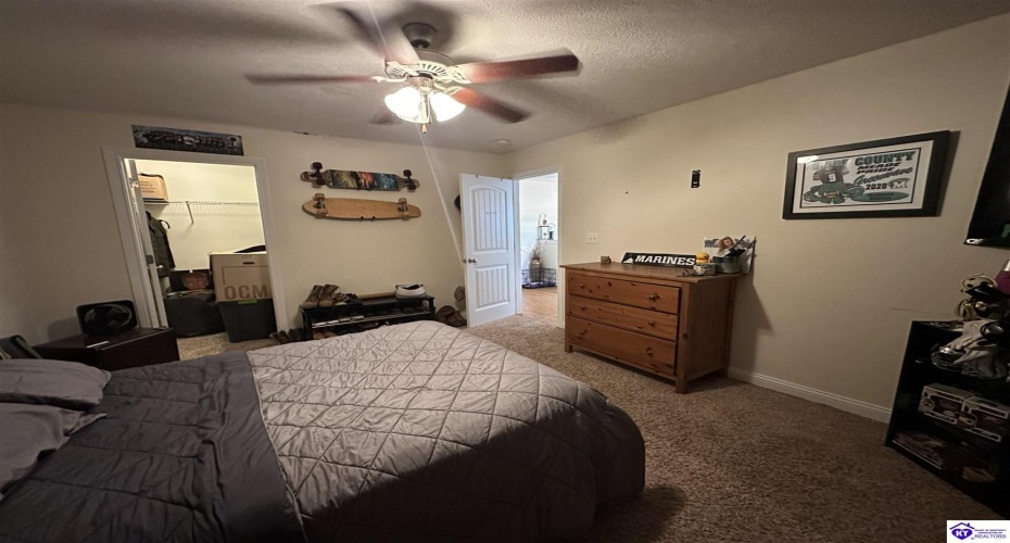 Red Wing Road, Brandenburg, Kentucky 40108, ,3 BathroomsBathrooms,For Sale,Red Wing Road,HK24003279