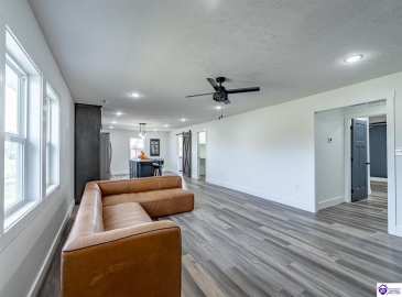 Kiper Road, Leitchfield, Kentucky 42754, ,3 BathroomsBathrooms,For Sale,Kiper Road,HK24004158