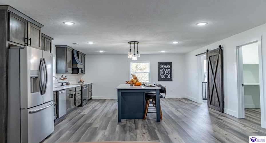 Kiper Road, Leitchfield, Kentucky 42754, ,3 BathroomsBathrooms,For Sale,Kiper Road,HK24004158